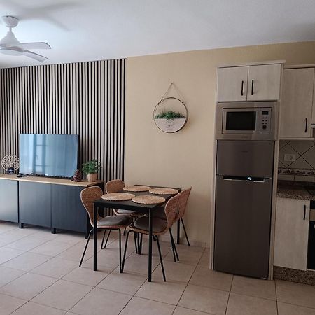 Greatly Located Apartment With Heated Pool, Los Cristianos 洛斯克里斯蒂亚诺斯 外观 照片