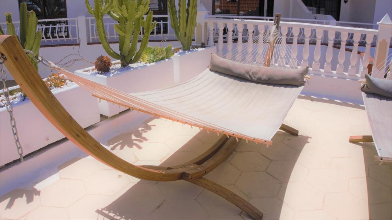 Greatly Located Apartment With Heated Pool, Los Cristianos 洛斯克里斯蒂亚诺斯 外观 照片