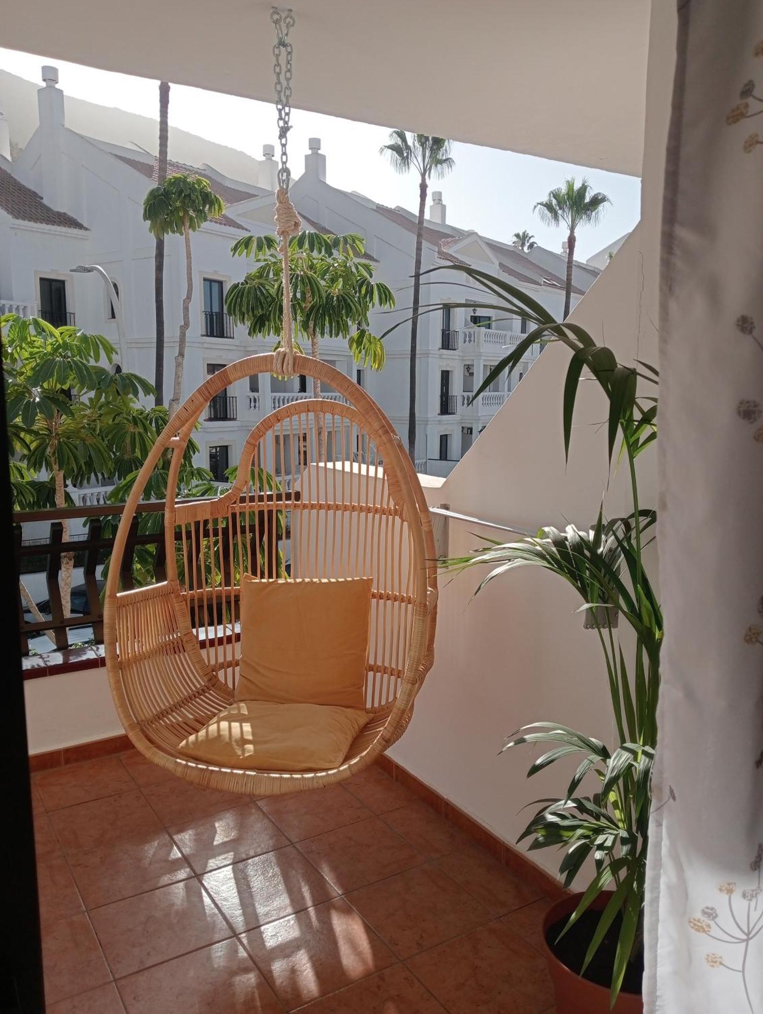 Greatly Located Apartment With Heated Pool, Los Cristianos 洛斯克里斯蒂亚诺斯 外观 照片