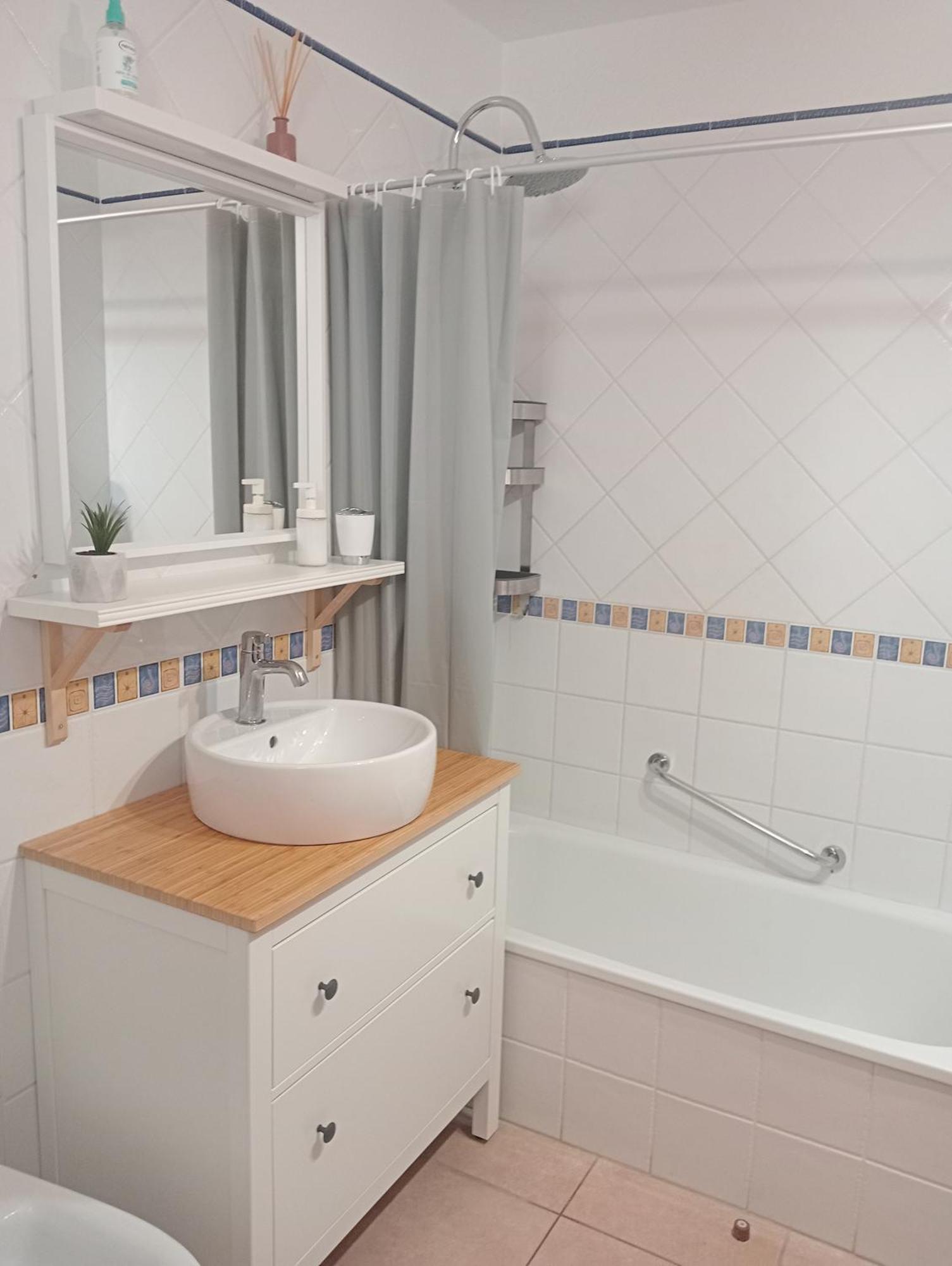 Greatly Located Apartment With Heated Pool, Los Cristianos 洛斯克里斯蒂亚诺斯 外观 照片